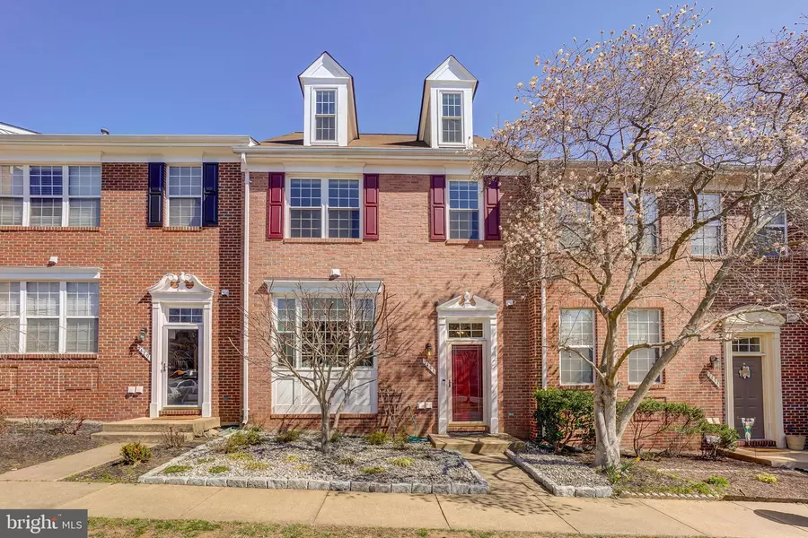 7431 GILLINGHAM ROW, Alexandria, VA 22315