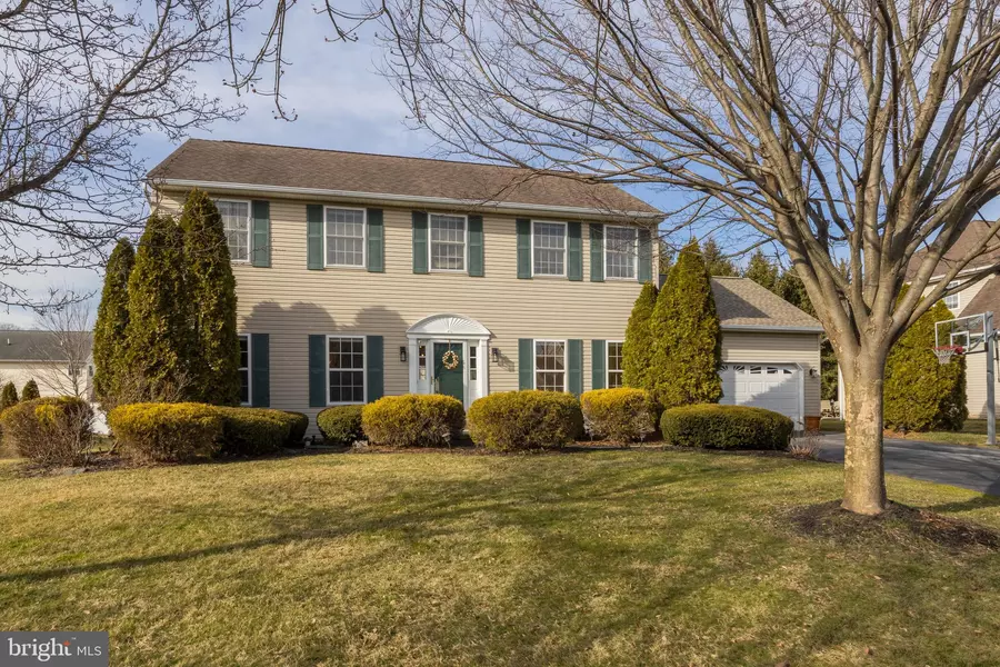 105 ASPEN DR, Sellersville, PA 18960