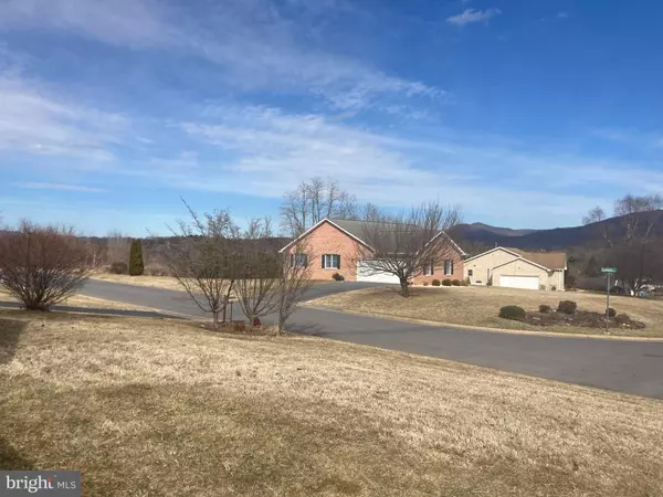 Luray, VA 22835,11 INDEPENDENCE DR