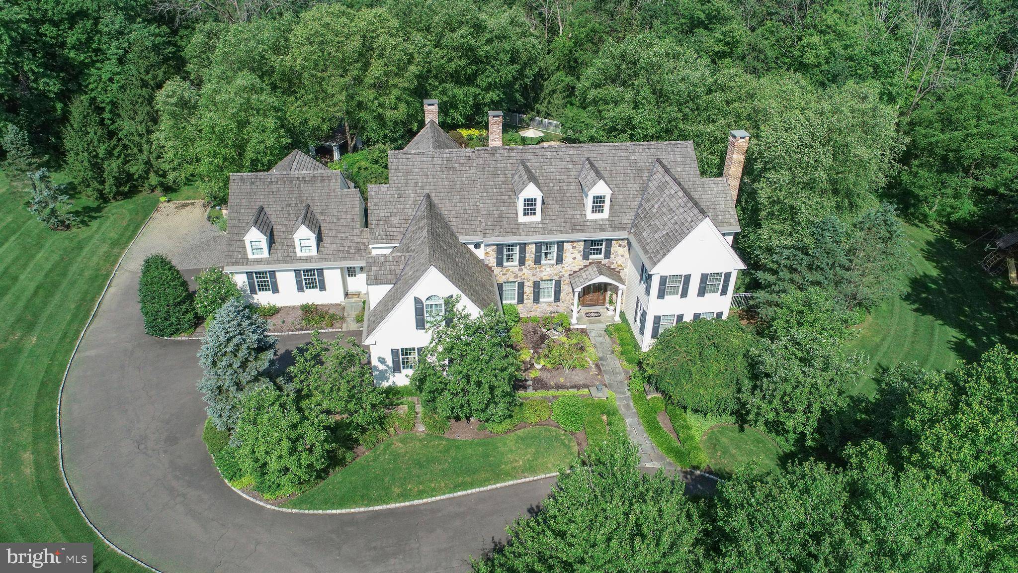 1450 SACKETTSFORD RD, Warminster, PA 18974