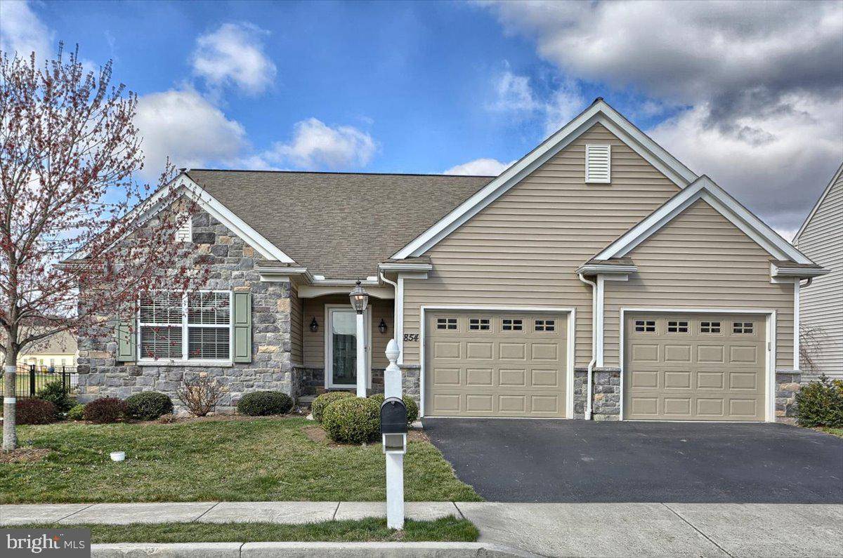 Mechanicsburg, PA 17055,854 NORTHERN SPY DR