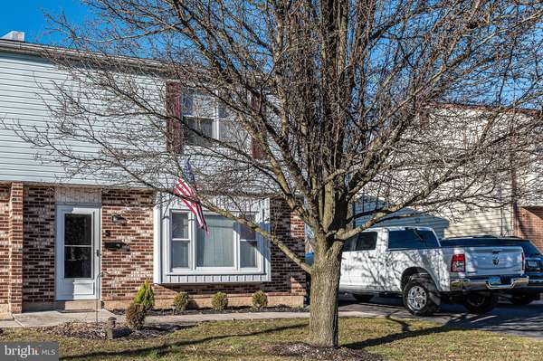 211 COURT ALY, Quakertown, PA 18951