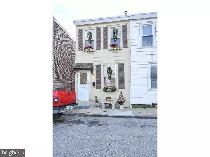 4815 ALMOND ST, Philadelphia, PA 19137