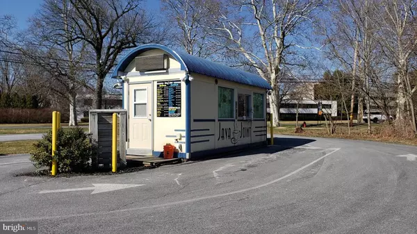 Trexlertown, PA 18087,7370 HAMILTON BLVD