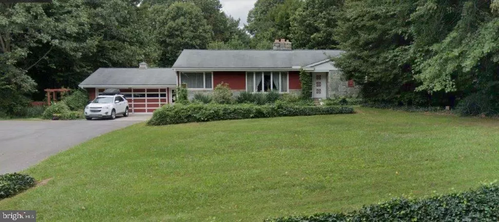 Ephrata, PA 17522,536 RIDGE AVE