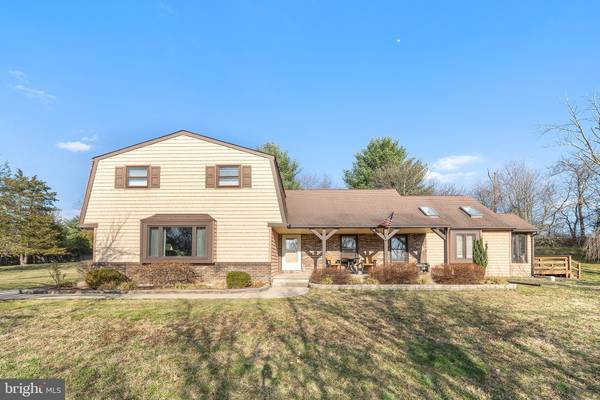 2595 WASSER RD, East Greenville, PA 18041