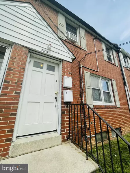 2125 SENECA RD, Wilmington, DE 19805