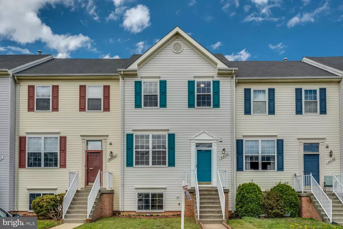 Ashburn, VA 20147,44144 ALLDERWOOD TER