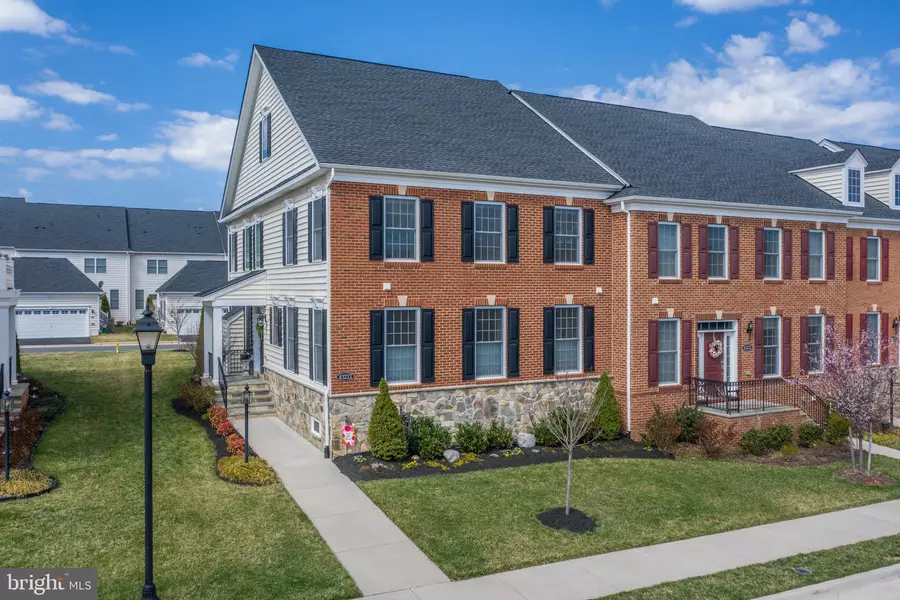 43233 HATTONTOWN WOODS TER, Ashburn, VA 20148