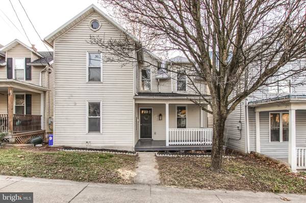 469 E KING ST, Shippensburg, PA 17257