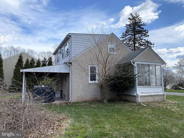 137 E 7TH AVE, Collegeville, PA 19426