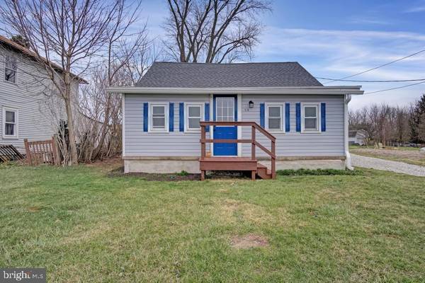 1578 S FORGE RD, Palmyra, PA 17078