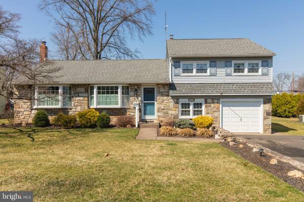 310 POPLAR RD, Warminster, PA 18974