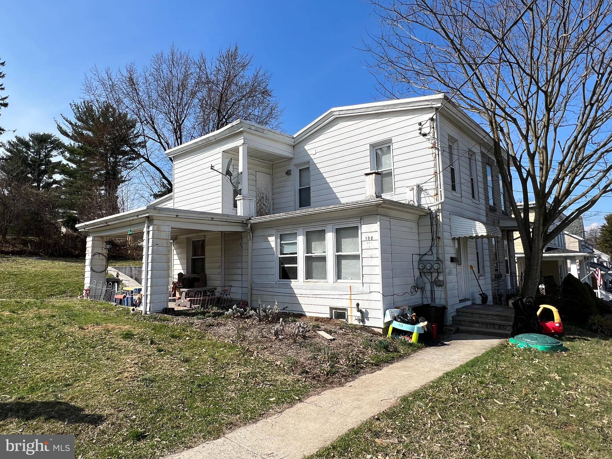 132 N CHURCH ST, Mohnton, PA 19540