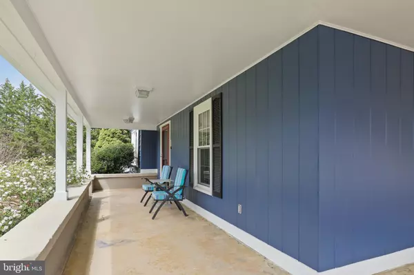 Remington, VA 22734,403 W MAIN ST