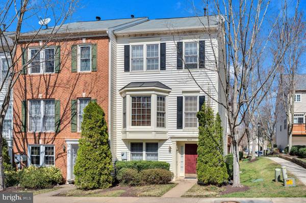 4319 THOMAS BRIGADE LN, Fairfax, VA 22033