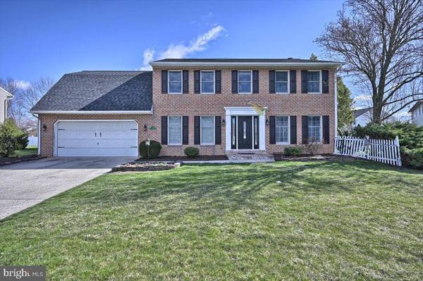 6 S MADDER DR. DR S, Mechanicsburg, PA 17050