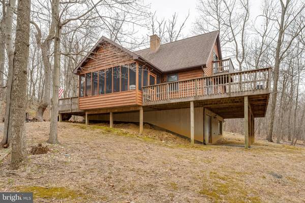 171 BOB WHITE TRL, Berkeley Springs, WV 25411