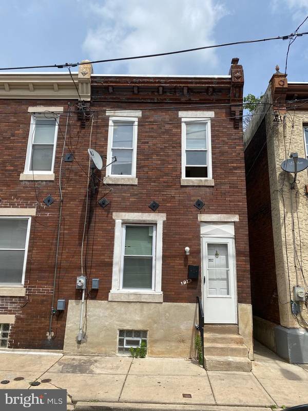 Philadelphia, PA 19140,1913 DALKEITH ST