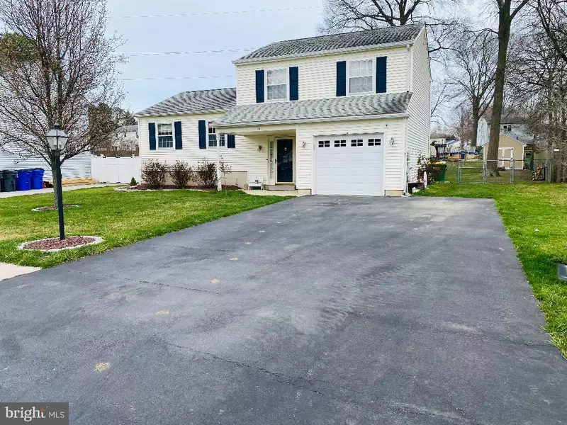 14 GLEZMAN DR, Newark, DE 19702