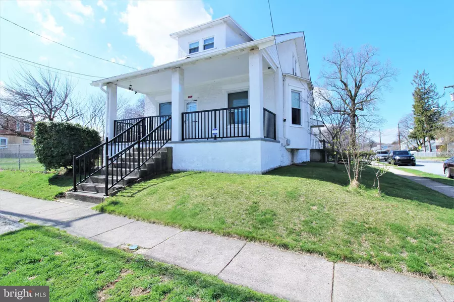 500 4TH AVE, Essington, PA 19029