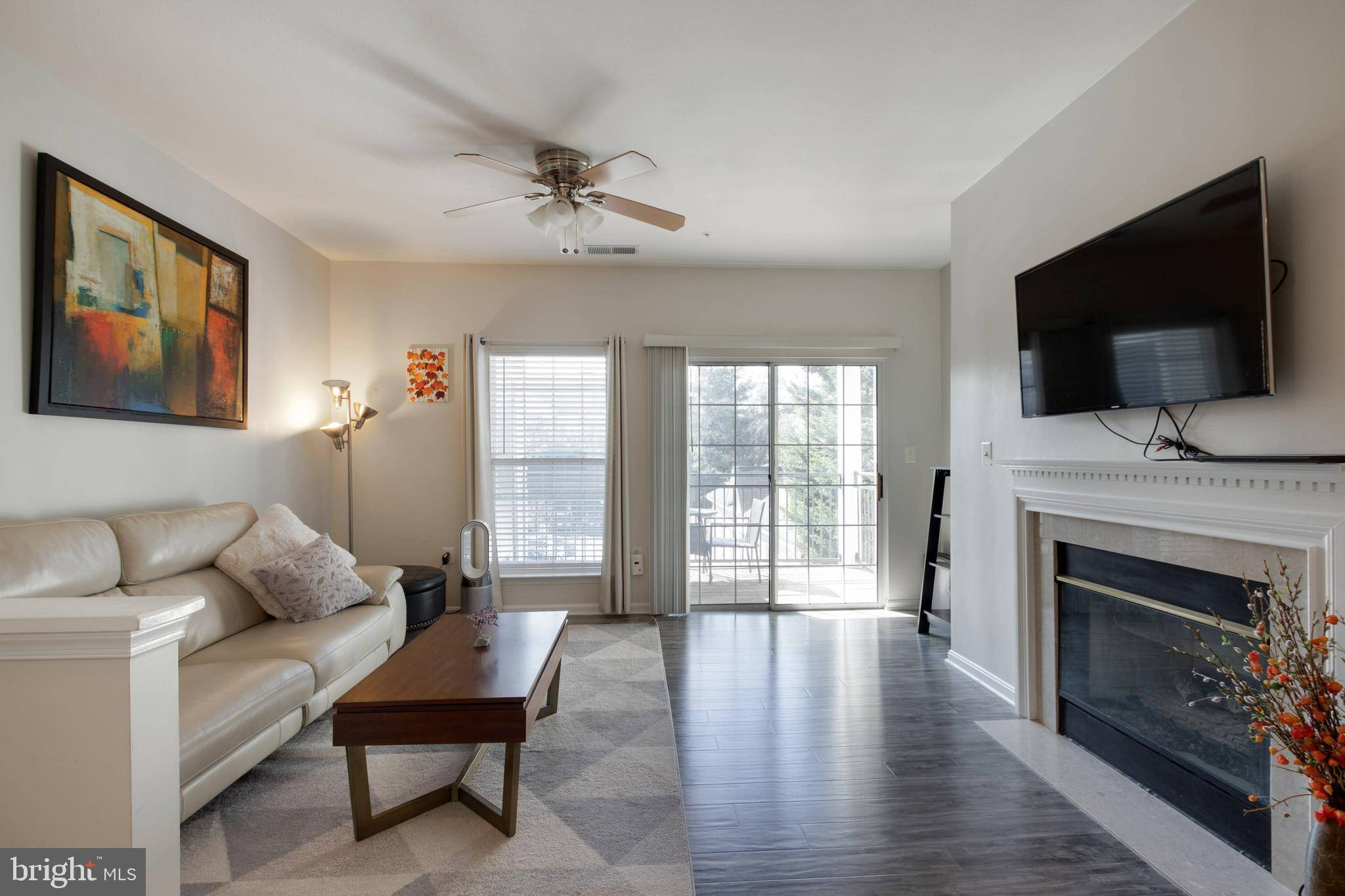 Fairfax, VA 22030,4144 FOUNTAINSIDE LN #201