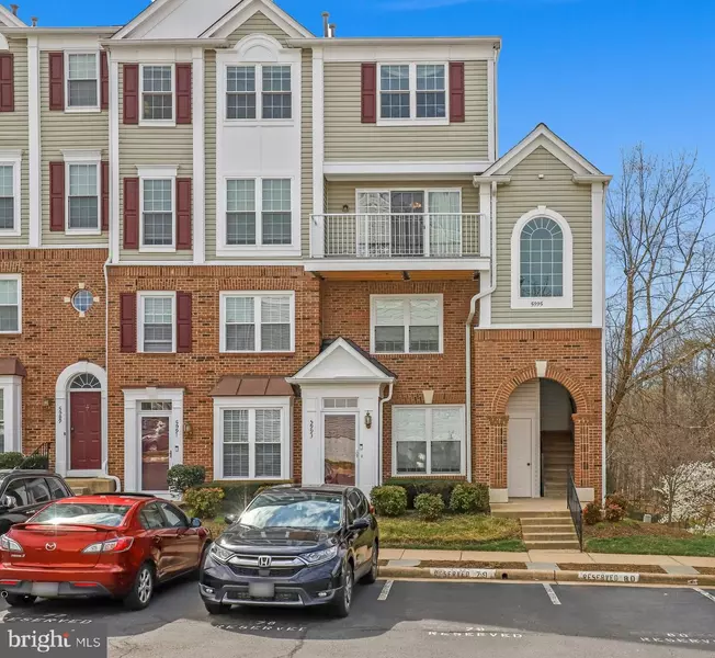 5995 TERRAPIN PL #301, Alexandria, VA 22310