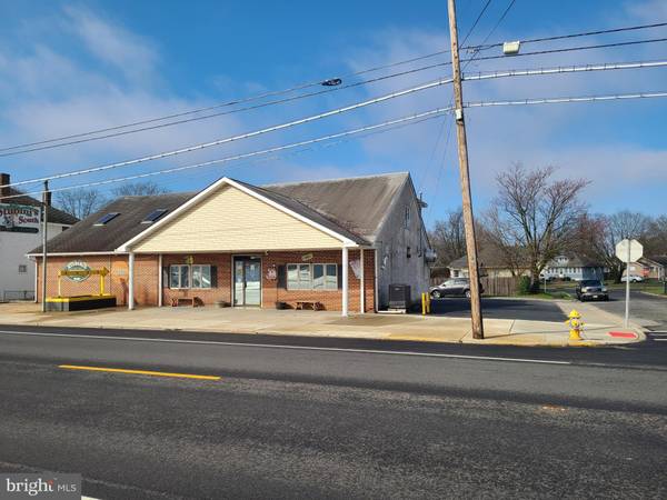 270-272 SHELL RD, Penns Grove, NJ 08069