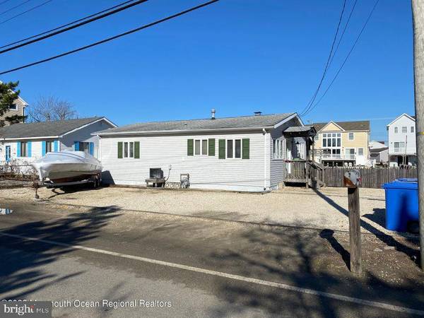 180 MORRIS BLVD, Manahawkin, NJ 08050