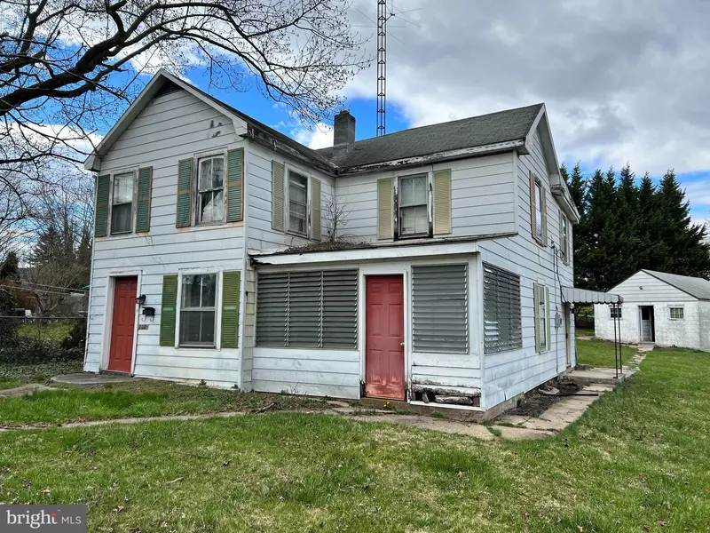 707 E MOLER AVE, Martinsburg, WV 25404