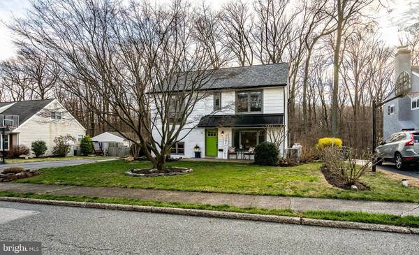 22 GREENTREE LN, Malvern, PA 19355