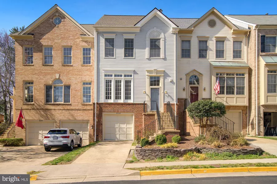 6626 FROST LAKE LN, Alexandria, VA 22315