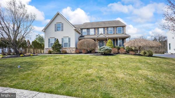 41 BRADFORD DR, Schwenksville, PA 19473