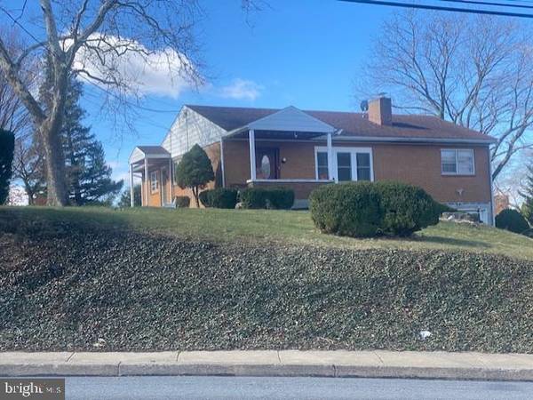 509 N ENOLA DR, Enola, PA 17025