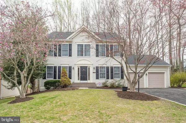 3909 LEAF LAWN LN, Woodbridge, VA 22192