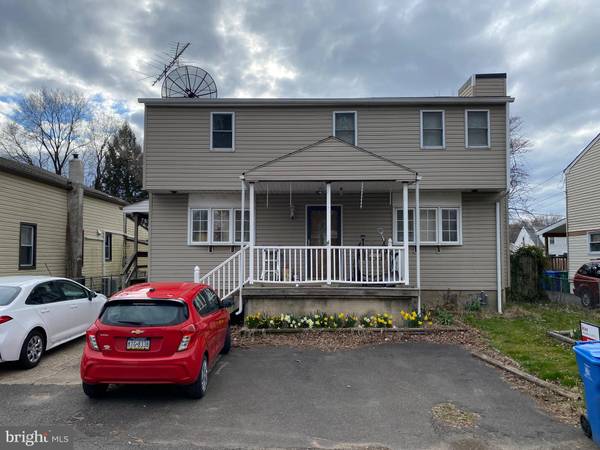 606 1ST AVE, Croydon, PA 19021