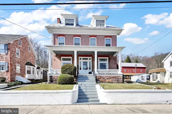 Adamstown, PA 19501,184 E MAIN ST