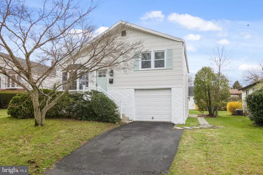 1427 SAINT CHARLES PL, Abington, PA 19001