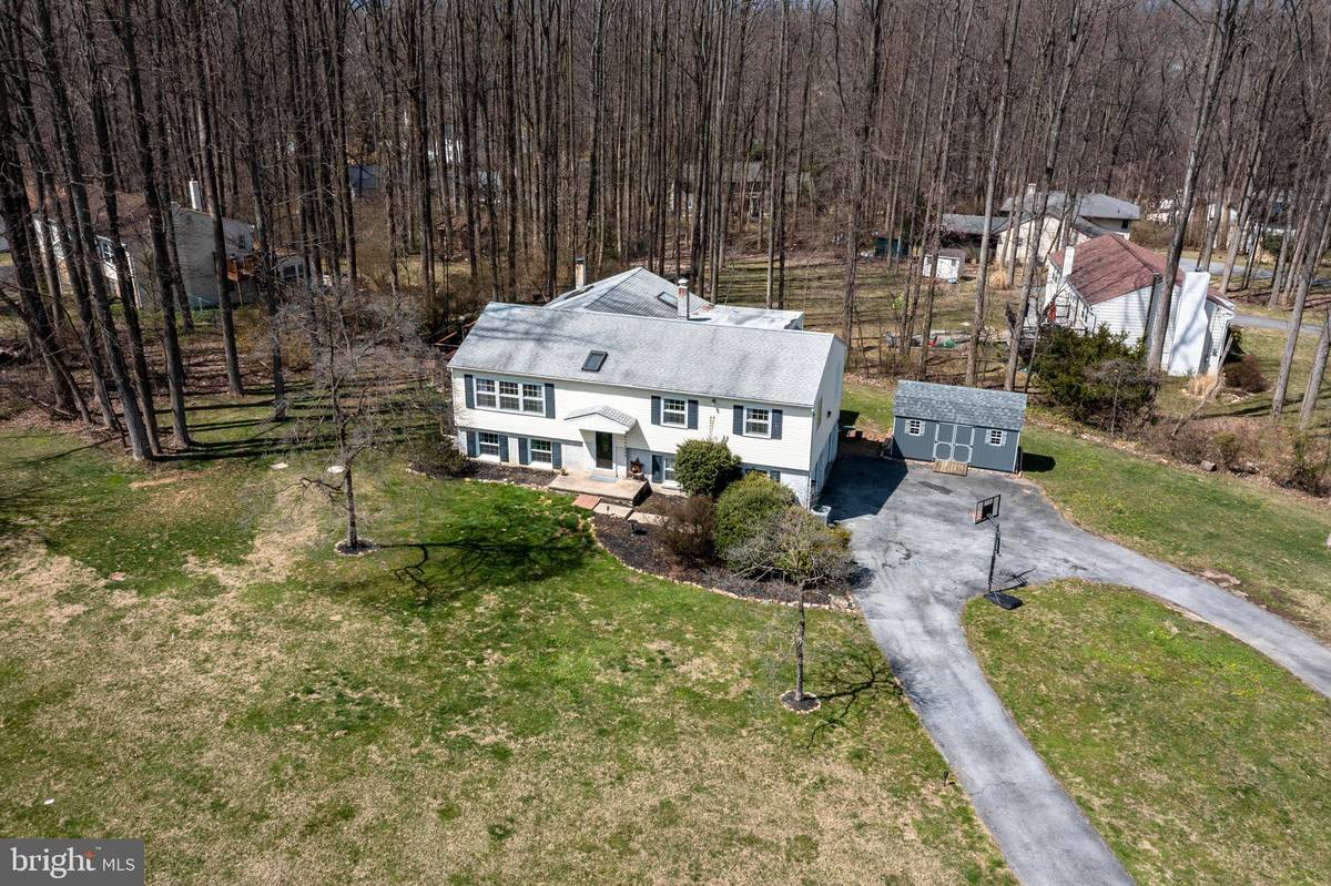 Downingtown, PA 19335,318 HORSESHOE LN