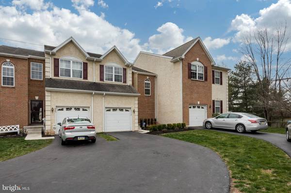 Collegeville, PA 19426,927 SHENKLE DR