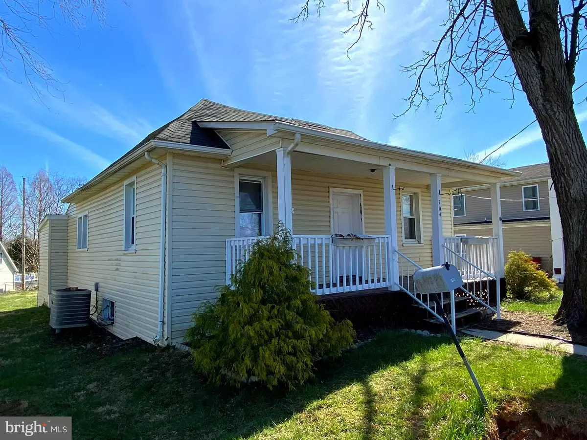 Ranson, WV 25438,704 N MARSHALL ST