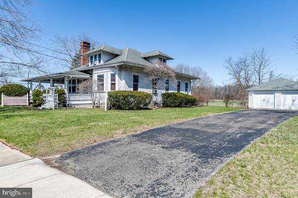 78 MILL ST, Southampton, NJ 08088