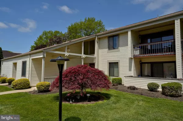 2 S AVON DR, East Windsor, NJ 08520