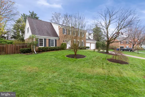 Alexandria, VA 22307,7404 WINDMILL CT