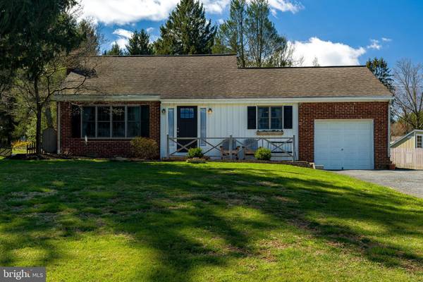 87 W BOEHMS RD, Willow Street, PA 17584