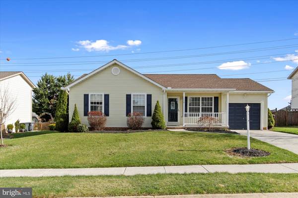 106 COMMANCHE TRL, Hanover, PA 17331