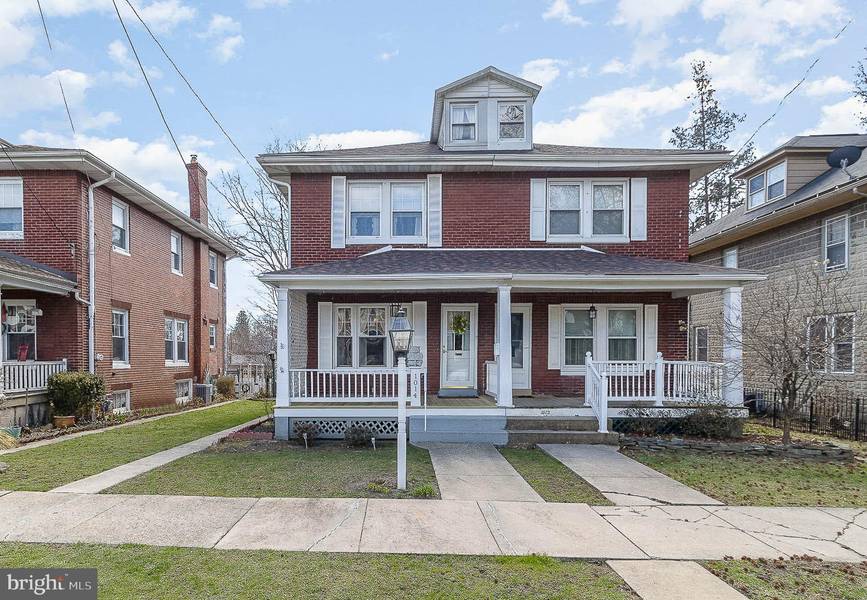 1014 WALNUT ST, Columbia, PA 17512