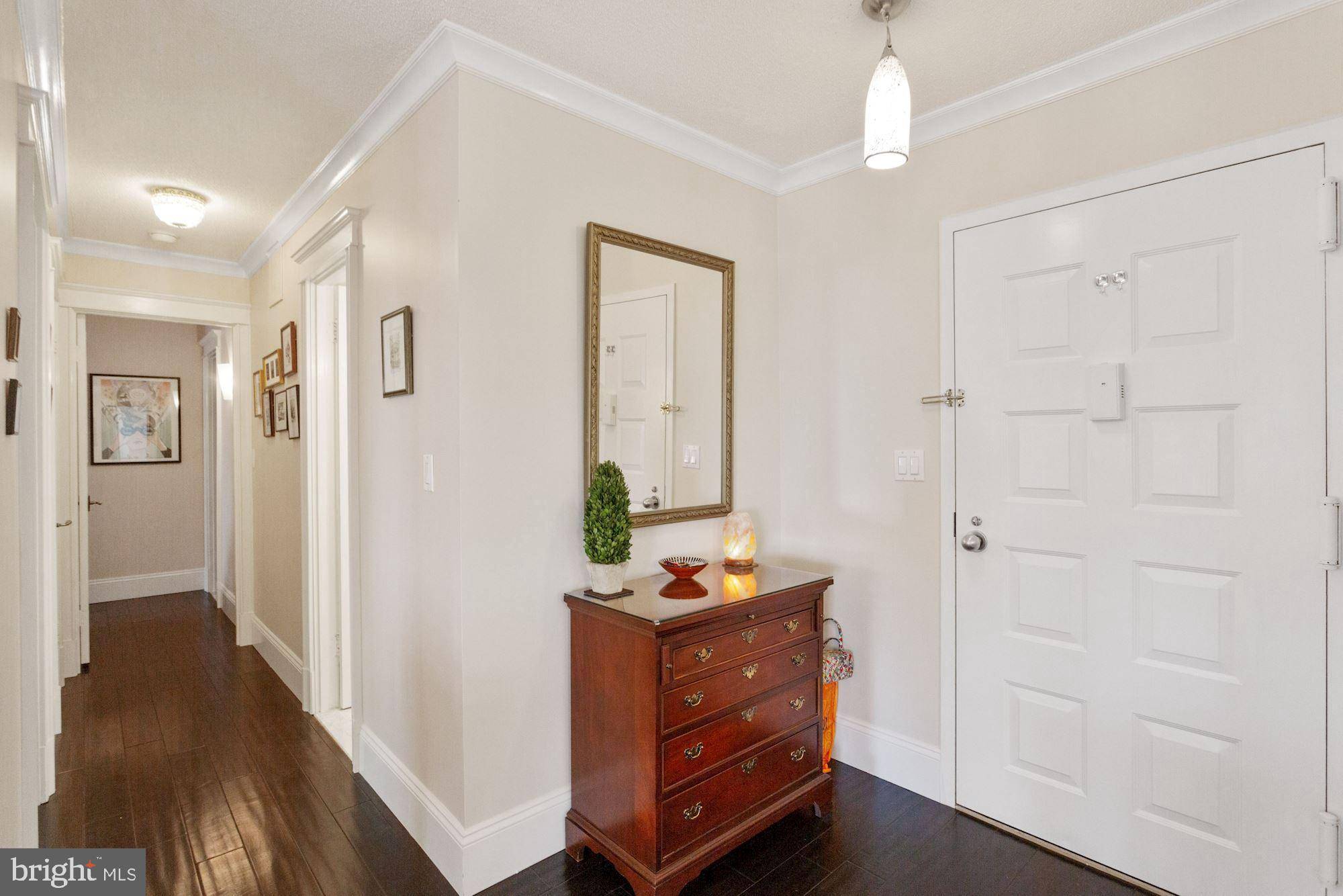 Mclean, VA 22102,8370 GREENSBORO DR #708