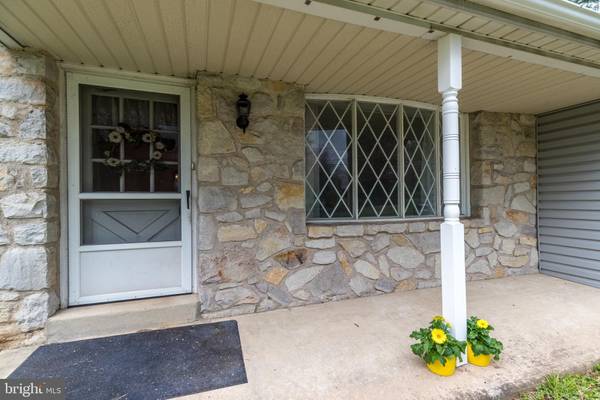 1514 LOWER STATE RD, Doylestown, PA 18901