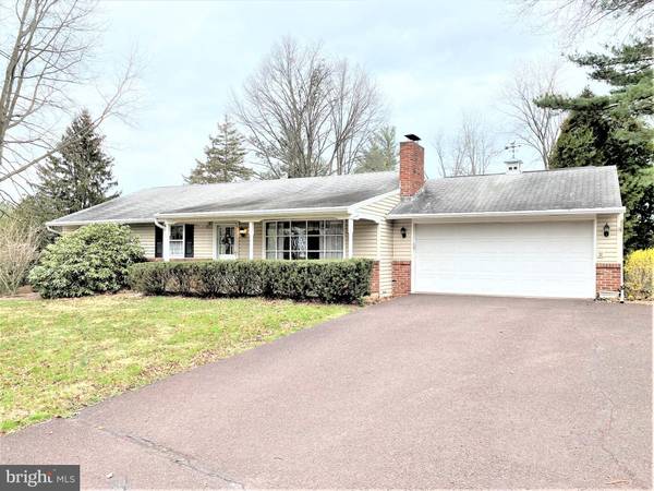 9 PHEASANT HILL RD, Sellersville, PA 18960